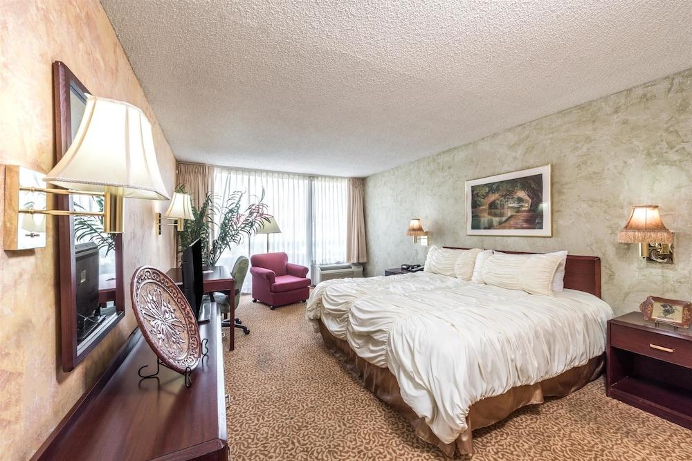 Staybridge Suites Dallas Market Ctr Love Field, An Ihg Hotel Exteriör bild
