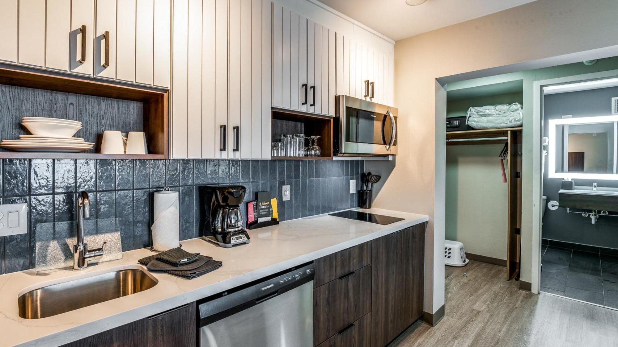 Staybridge Suites Dallas Market Ctr Love Field, An Ihg Hotel Exteriör bild