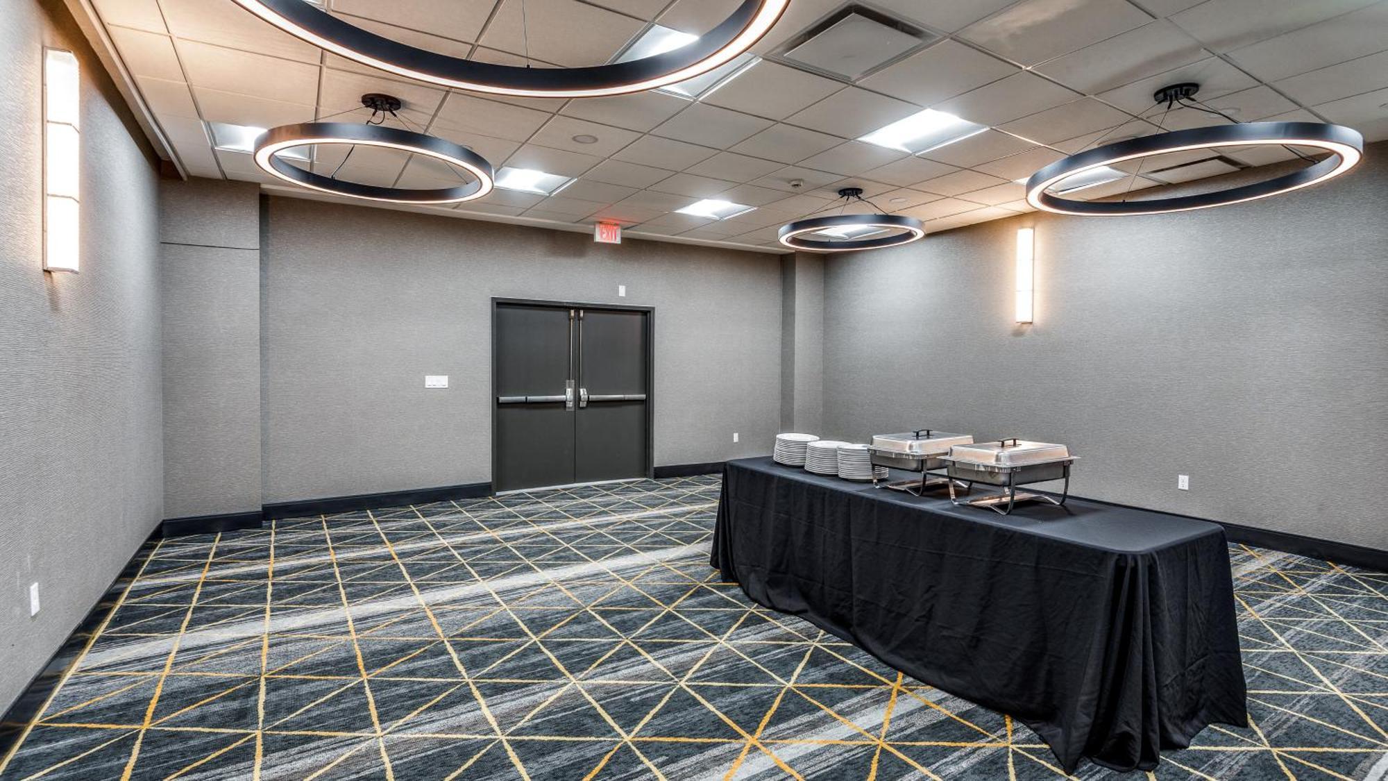 Staybridge Suites Dallas Market Ctr Love Field, An Ihg Hotel Exteriör bild